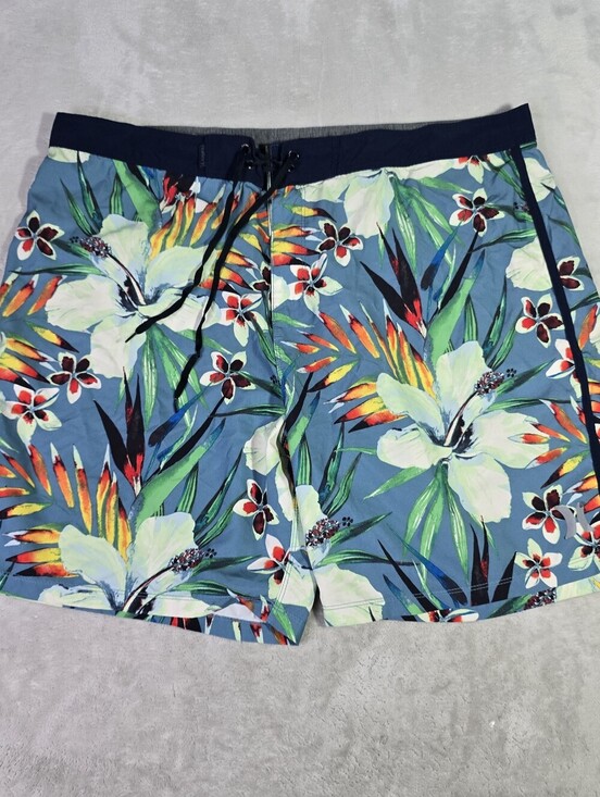 Hurley Other - Hurley Shorts 38 Hawaiian Swimwear Floral Phantom Boardshorts Button 7" Inseam